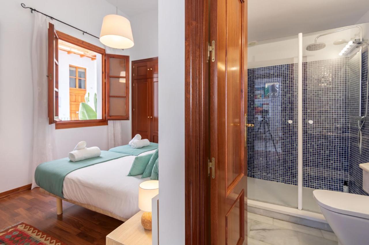 Abades Giralda Deluxe By Valcambre Apartment Seville Exterior photo